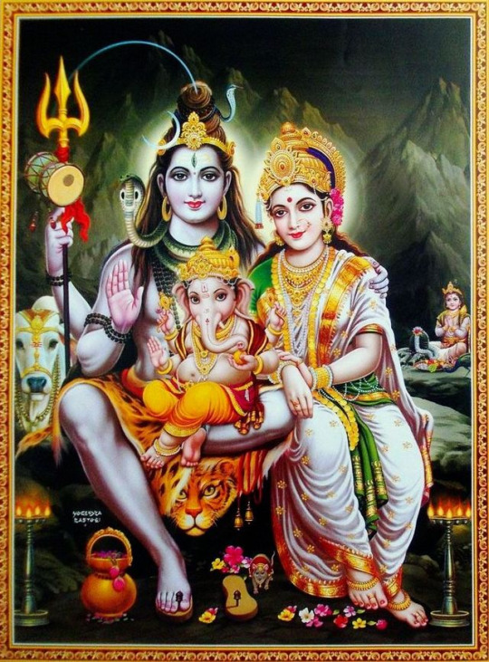 Divinity God Shiva Parvati Ganesh Photo Free Download
